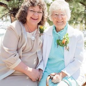 Meet your Posher, Esther